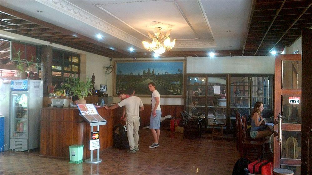 Neak Pean Hotel - Wooden House Сиемрип Экстерьер фото